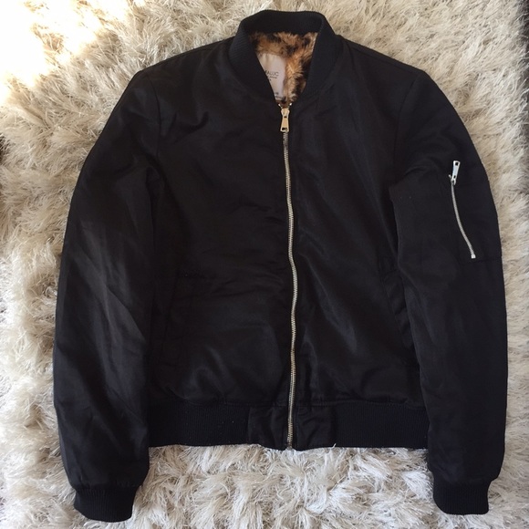 Zara Jackets & Blazers - Zara Bomber Jacket